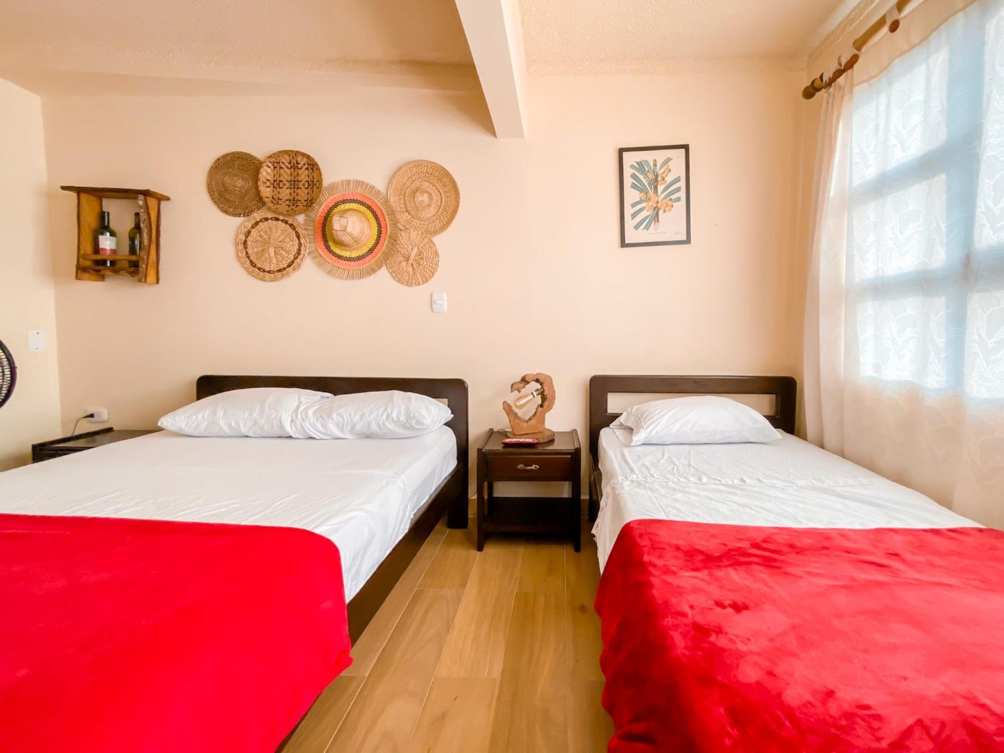 La Rosa Nautica Hostel Guaduas Esterno foto