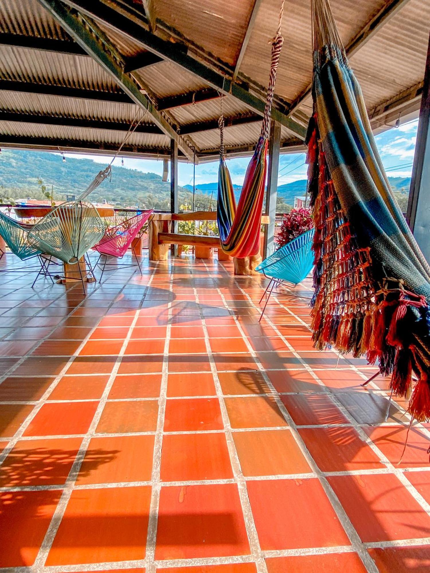 La Rosa Nautica Hostel Guaduas Esterno foto